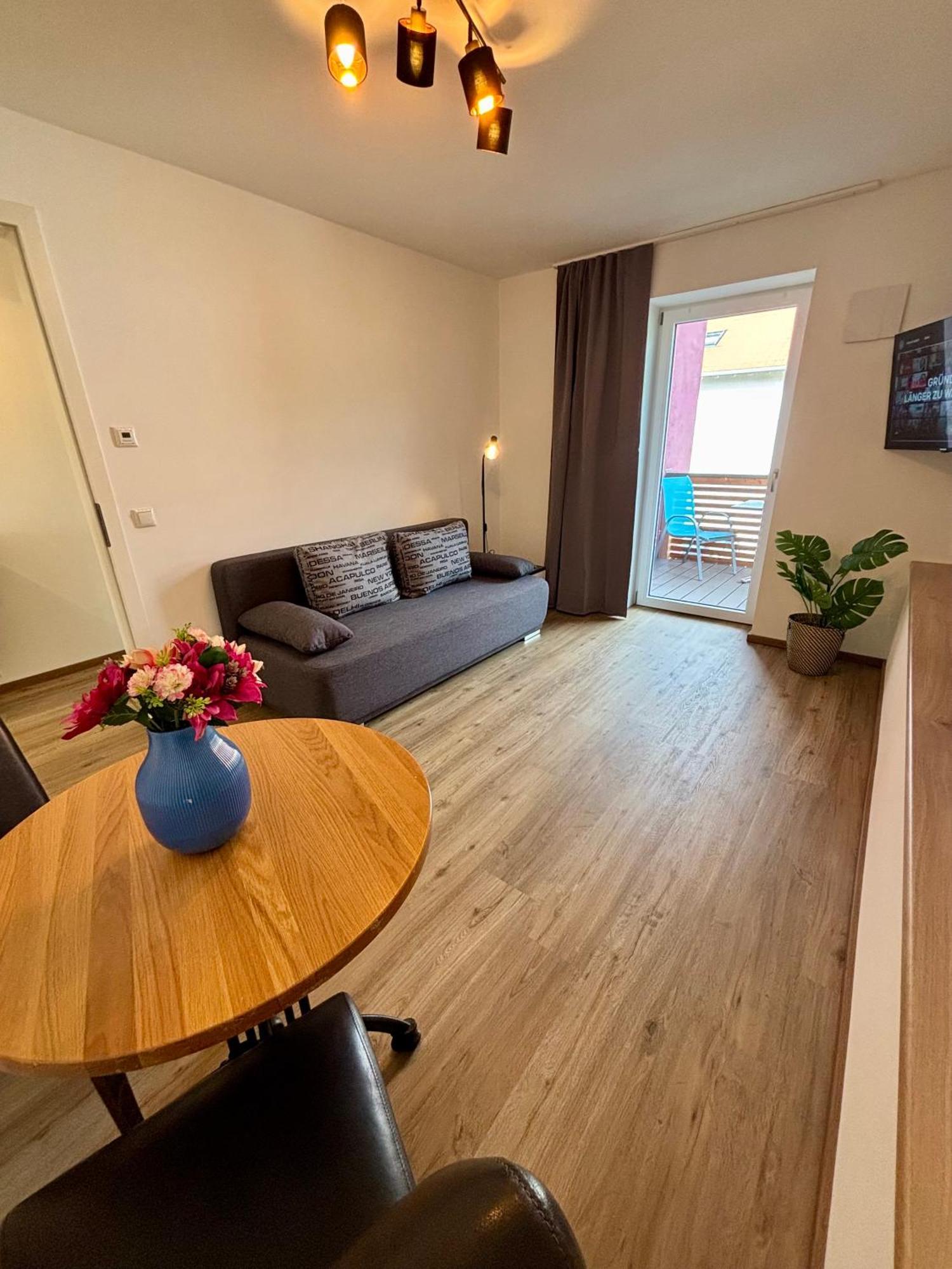 Uii Apartments אובראודורף מראה חיצוני תמונה